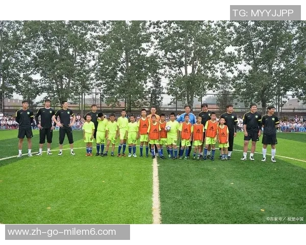 难忘的绿茵场上的激情对决与团队精神的完美展现